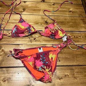 Hurley 2 Piece Bathing Suit